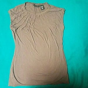 Gray shirt